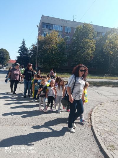 "Просто спазвай правилата" 1